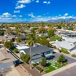 New Remodel In The Heart Of Scottsdale